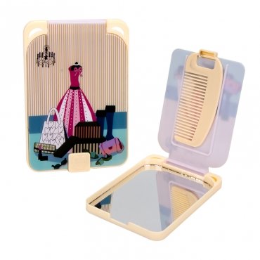 Compact Mirrors With Comb